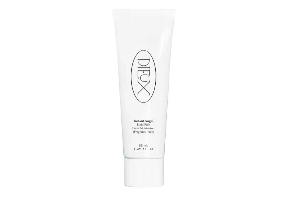 A white bottle of ceramidce serium for dry skin.